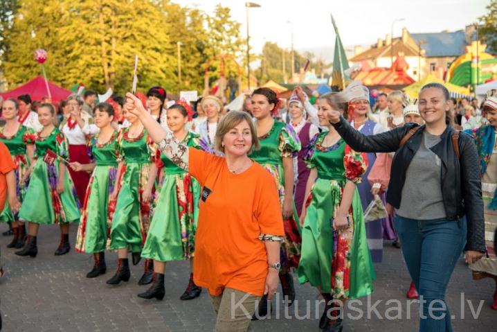 Pilsētas svētku gājiens 2015